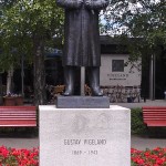 Statue of Gustav Vigeland in Vigeland Park